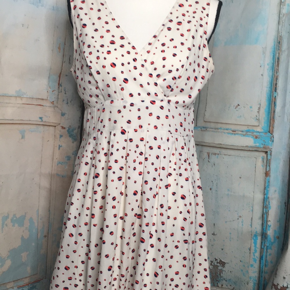 Madison Jules size M soft red and blue dots